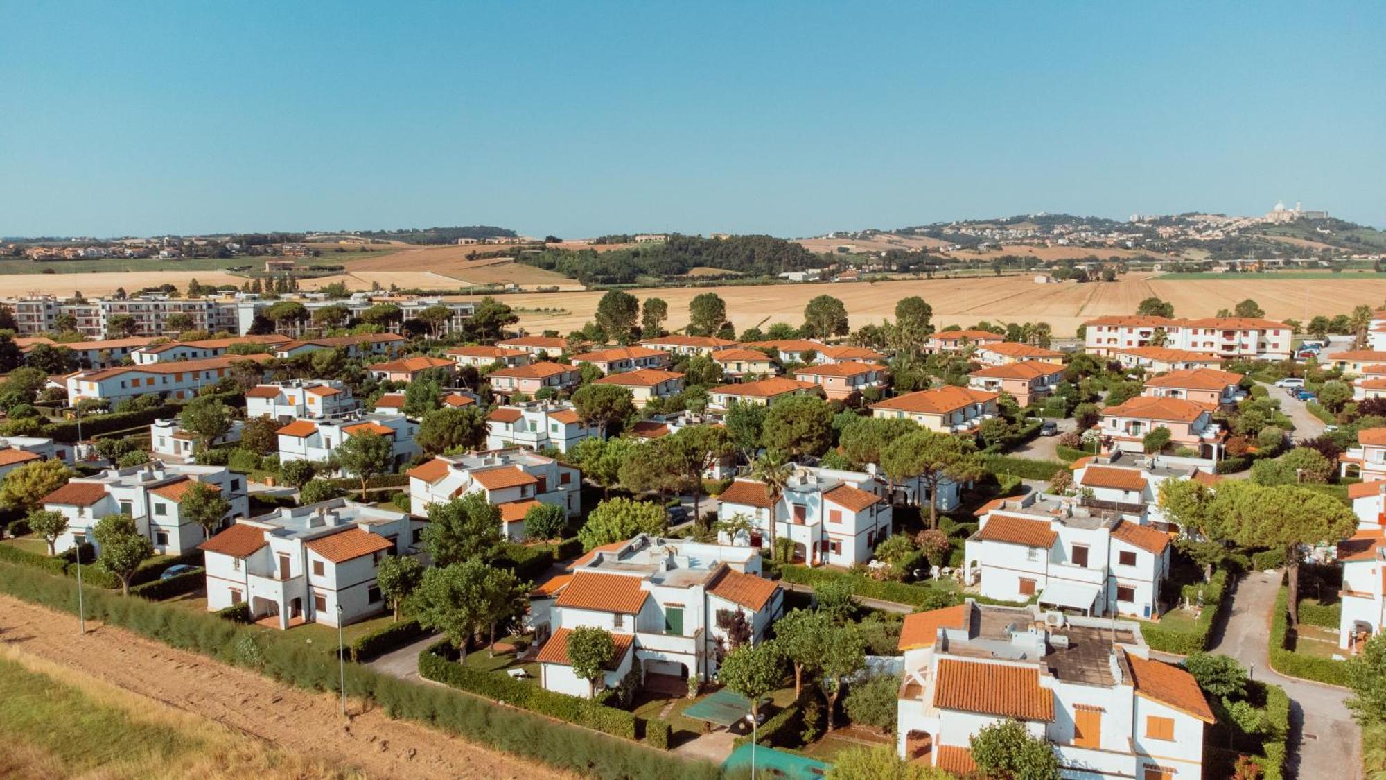 Villaggio Riva Musone Porto Recanati Buitenkant foto